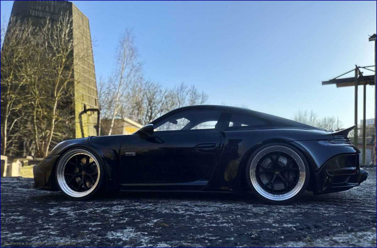 1:18 Porsche 911 Brabus 900 Rocket R 2023 - Breitbau - inkl. OVP